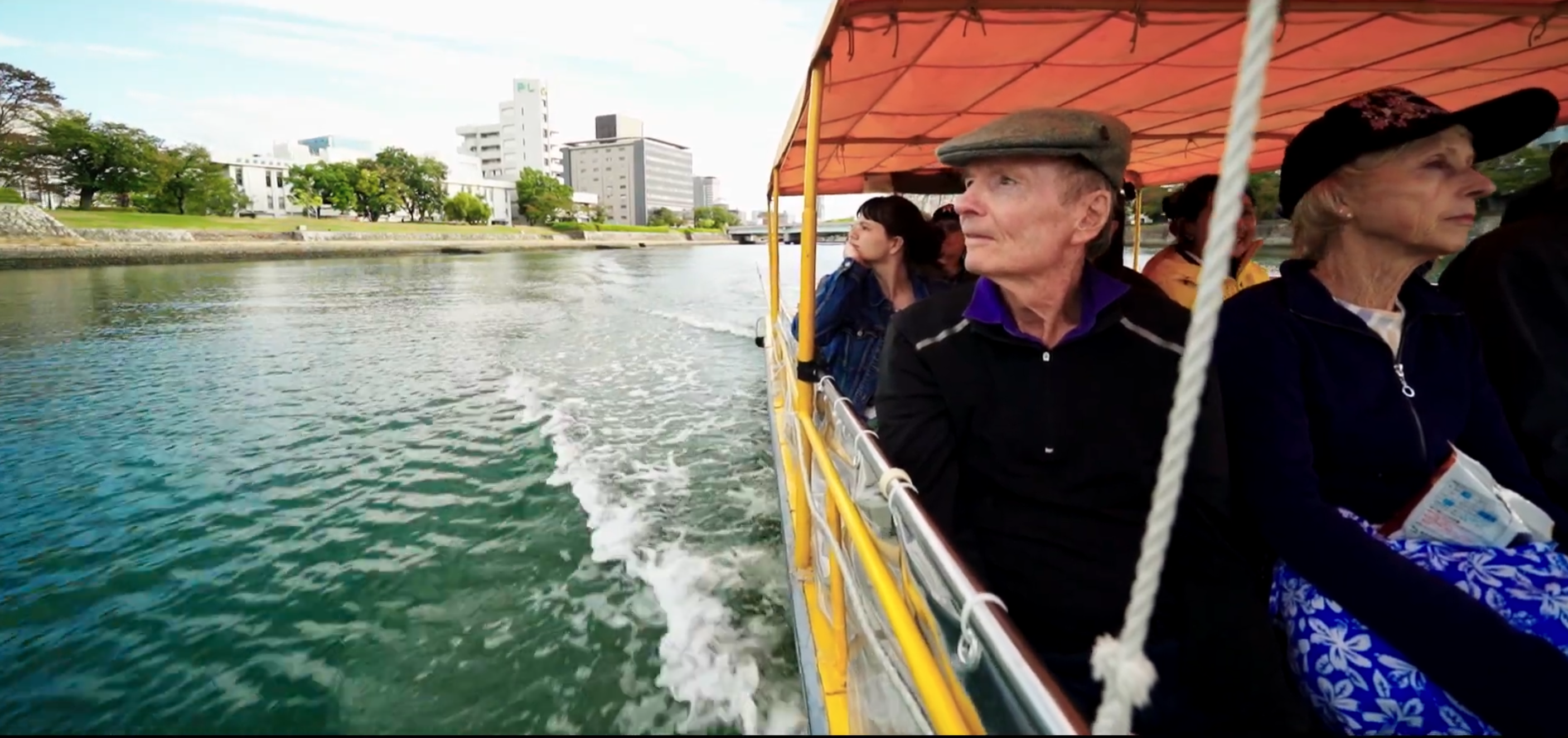 A Private, Half-day Hiroshima Peace Tour, including Peace Memorial Park VR Experience,  Peace Memorial Museum and a River Cruise～All you need to see is in this tour!～